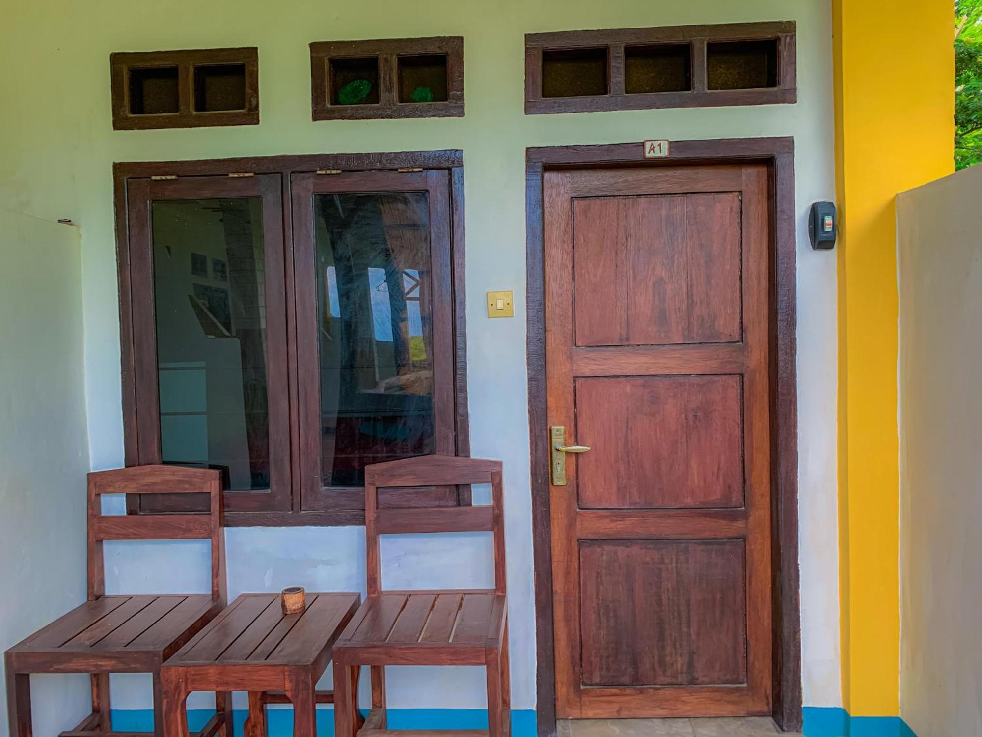 Breeze Hostel Kuta  Exterior foto