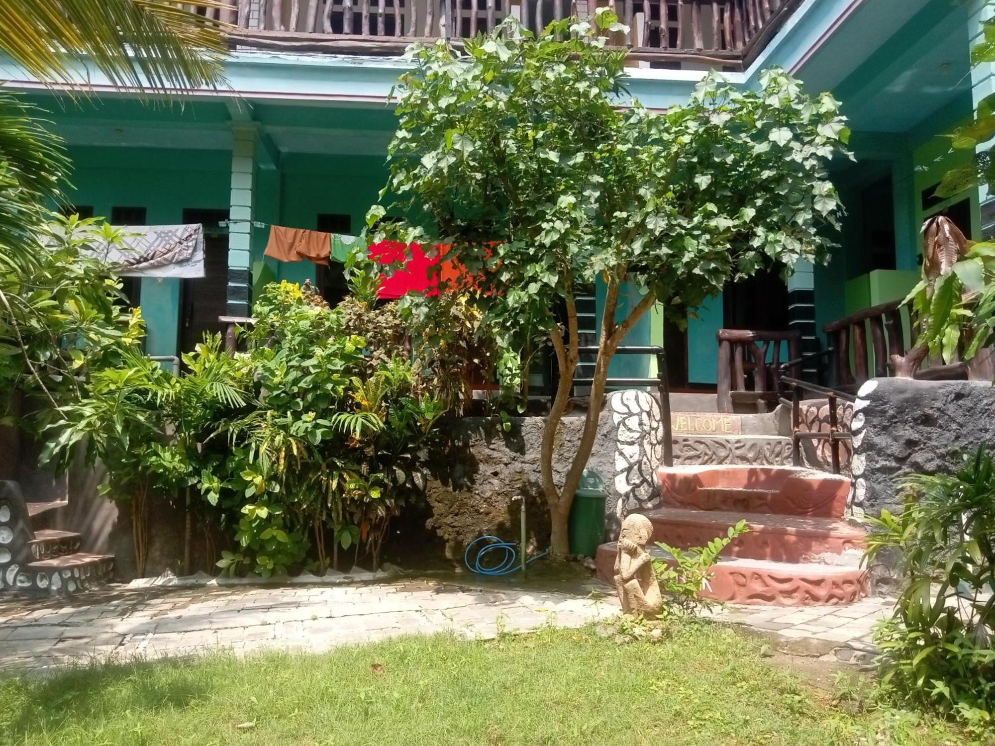 Breeze Hostel Kuta  Exterior foto
